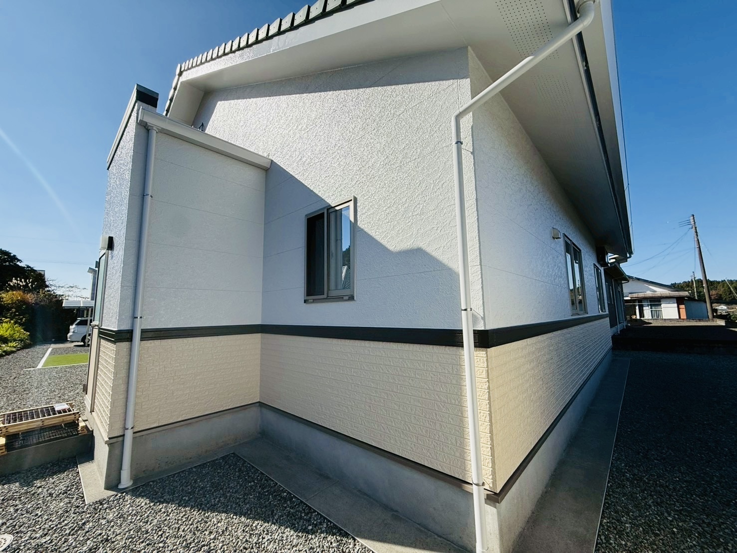 【外壁塗装　】