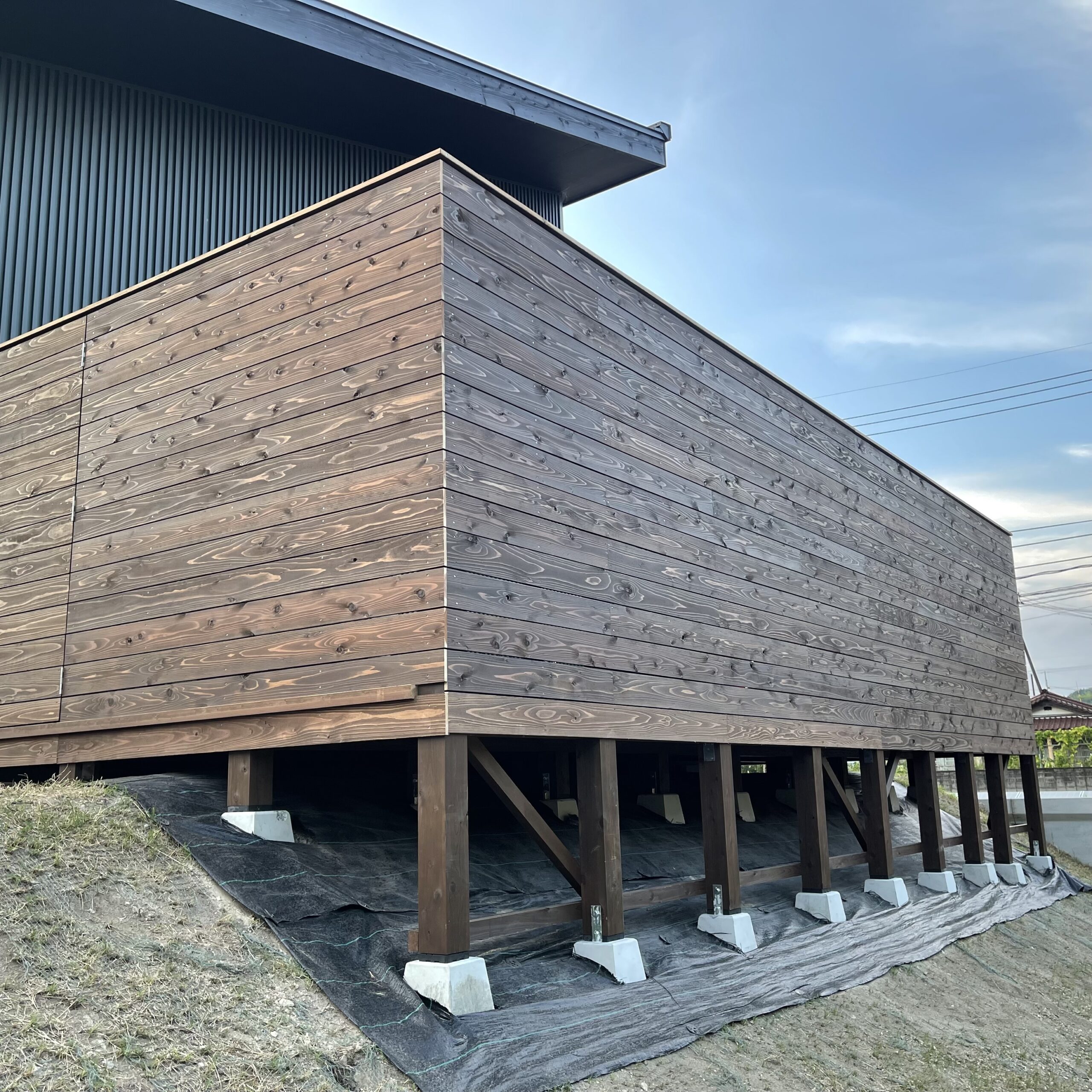 【ウッドデッキ】